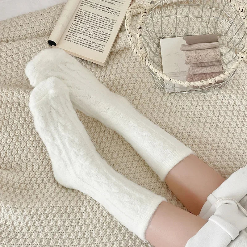 Pure fluffy socks